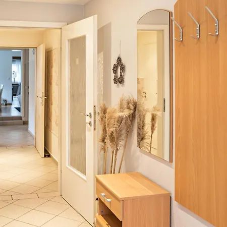 Fewo-llojan Appartement *